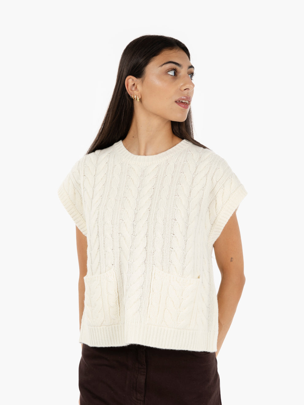 Ivory Bastienne Vest