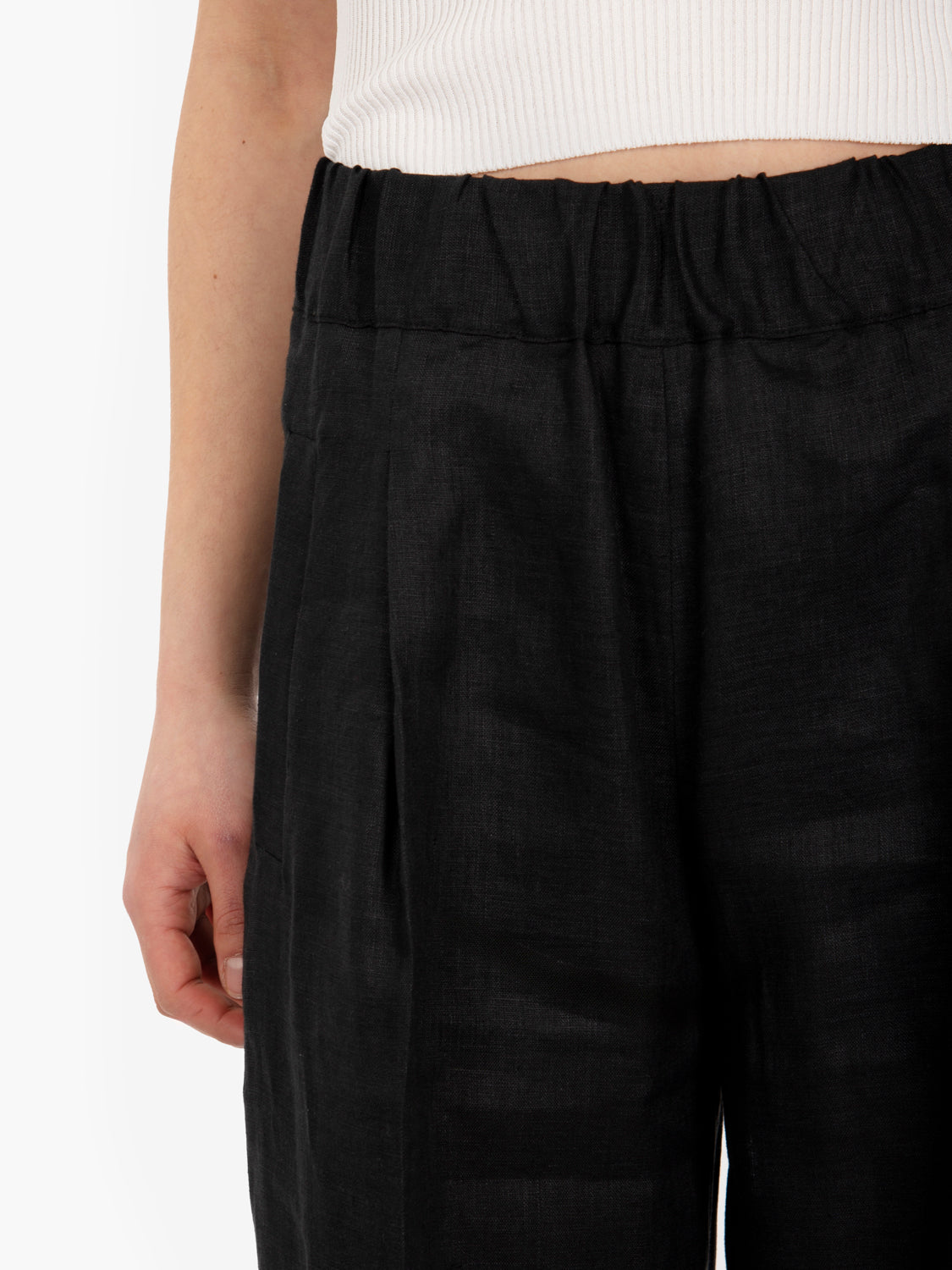 Jhonny black linen trousers