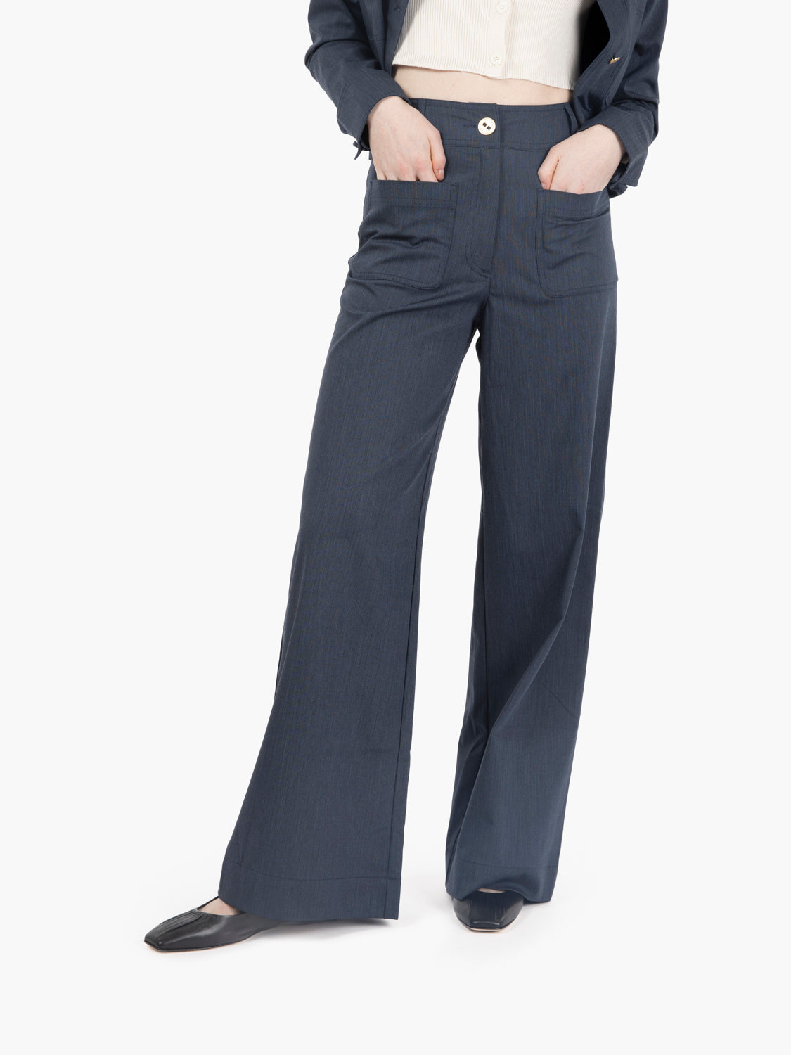 Manhatti worker blue trousers