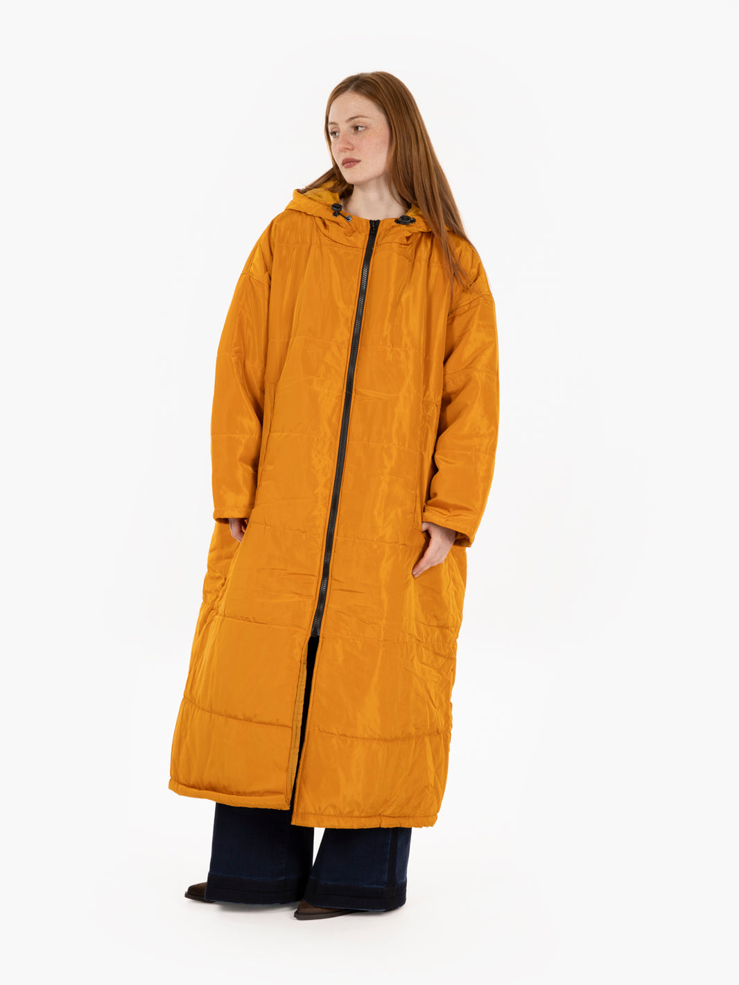 Long down jacket in solid curry color