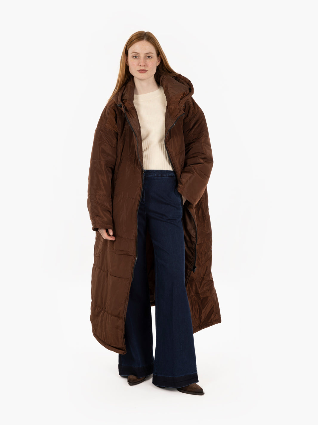 Long down jacket in solid color espresso