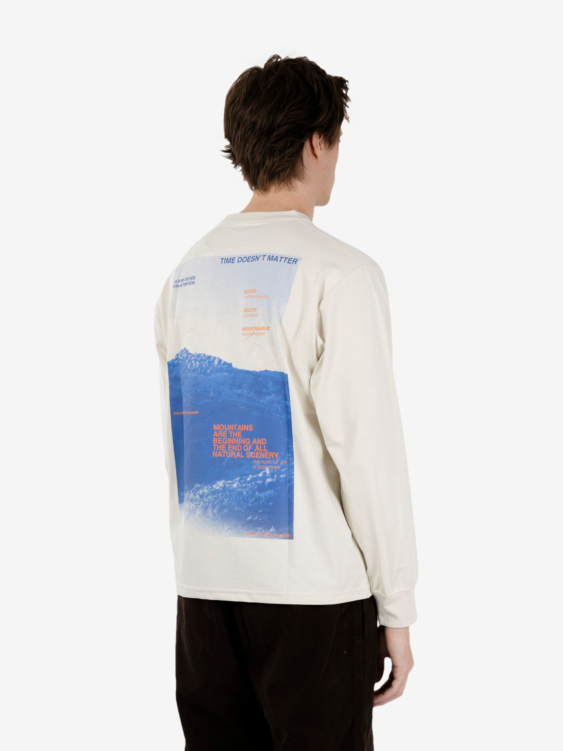 Campscape L/S t-shirt ivory