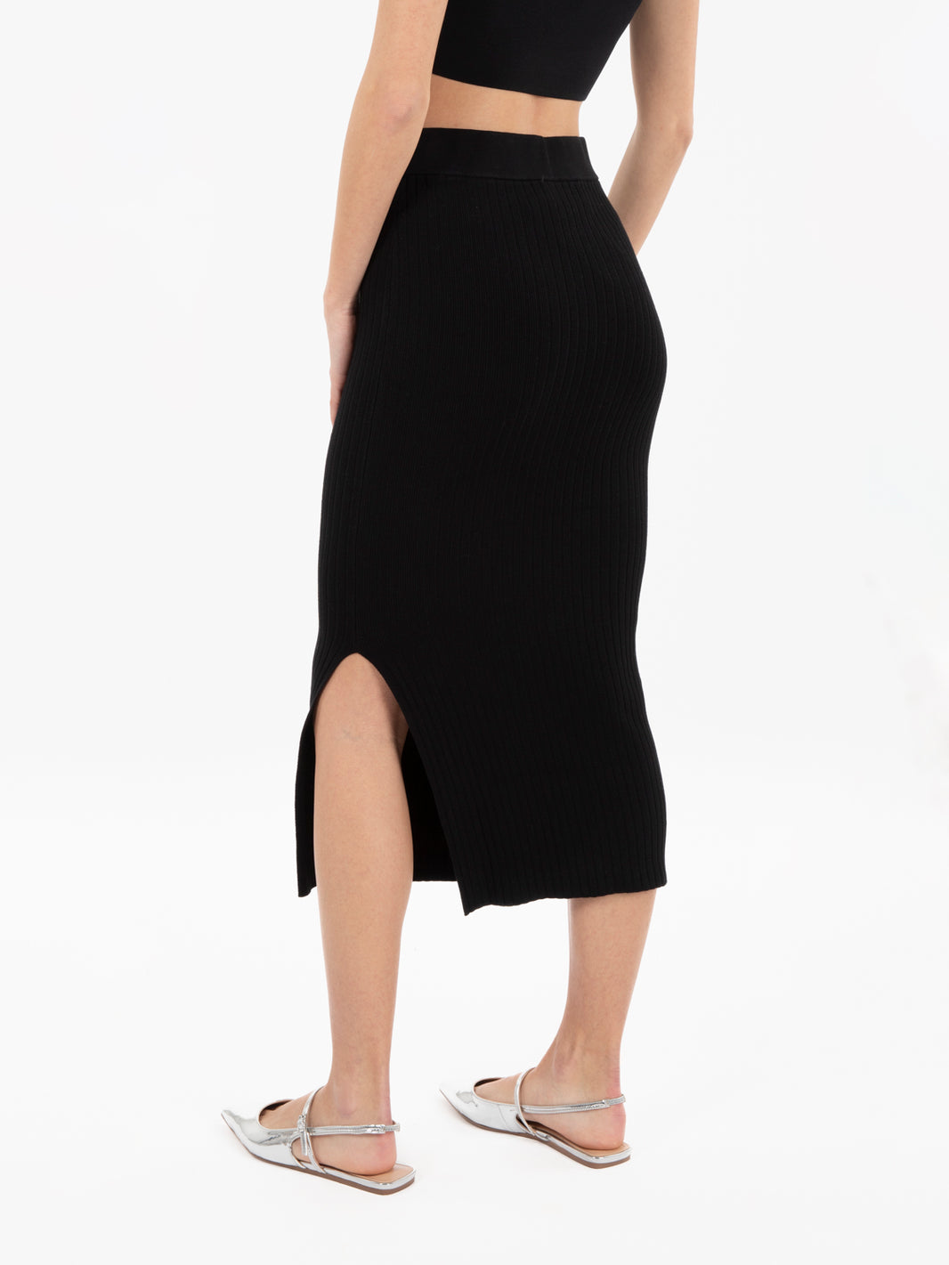 Black ribbed midi skirt