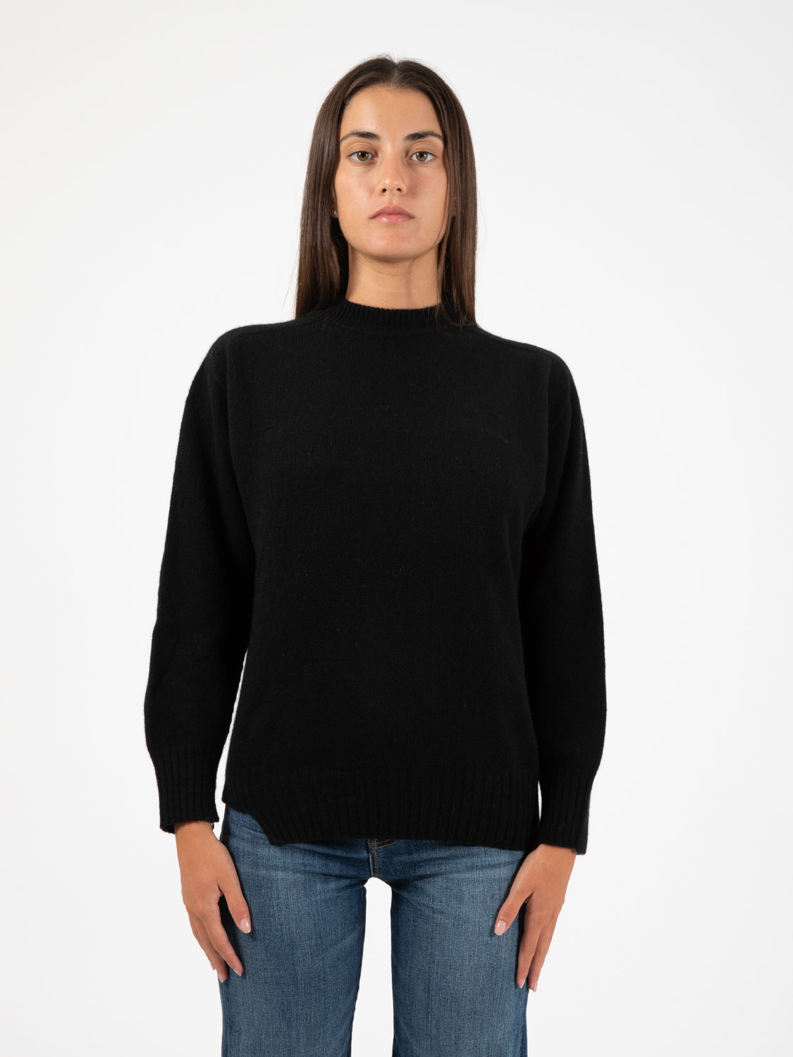 Black wool and cashmere crewneck sweater