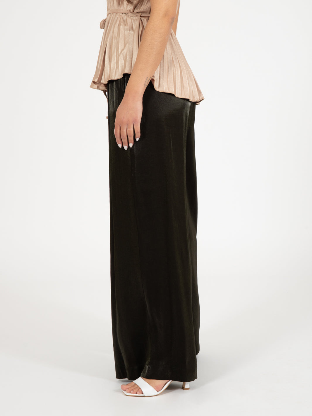 Black palazzo pants