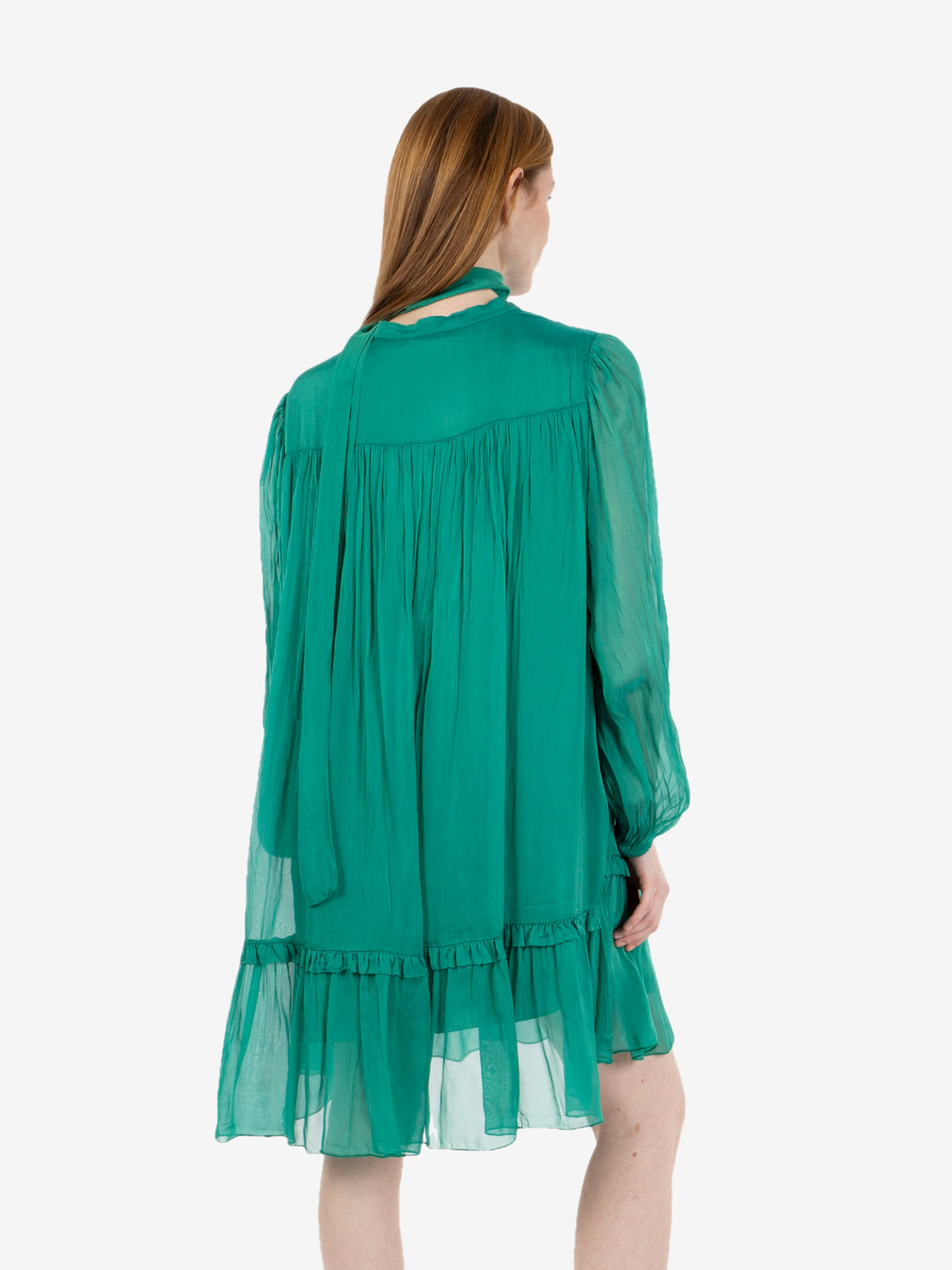 Short dress with emerald belt