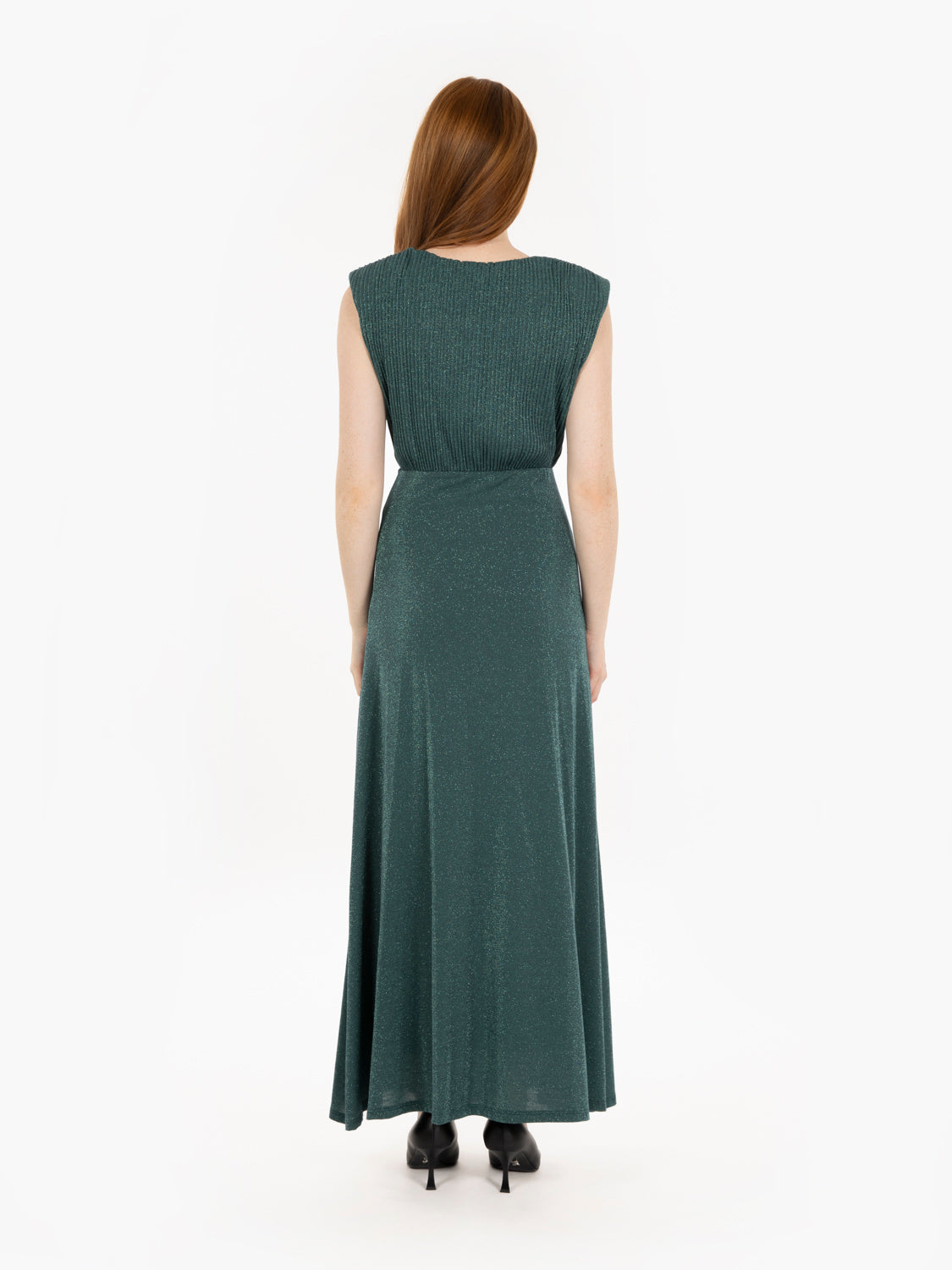 Long green sleeveless dress