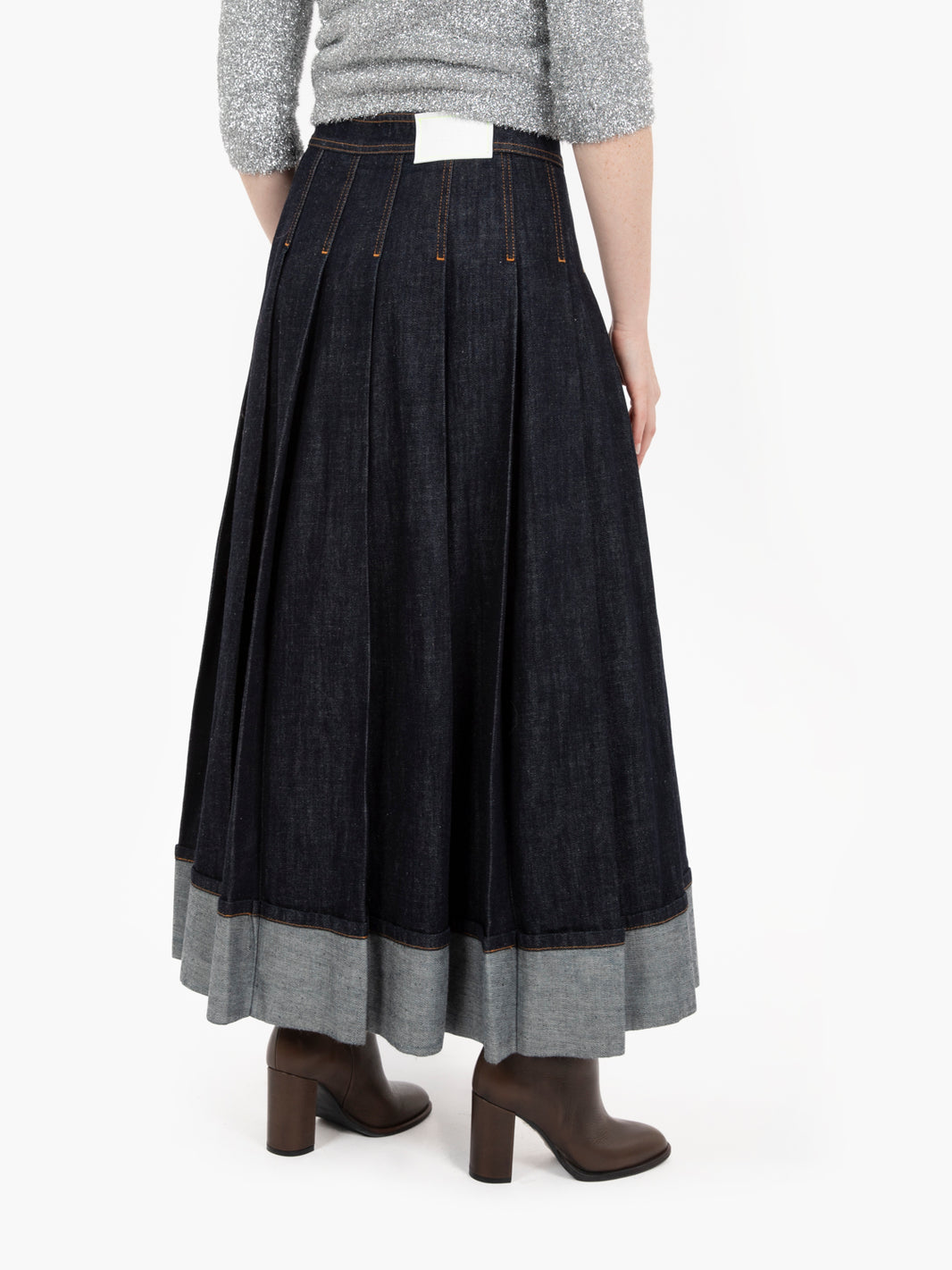 Blue denim pleated long skirt
