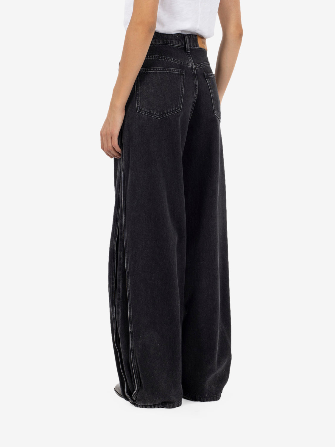 Grey denim balloon jeans