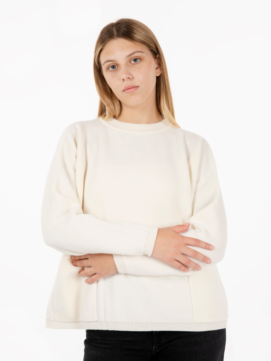 Boxy fit sweater with butter pockets