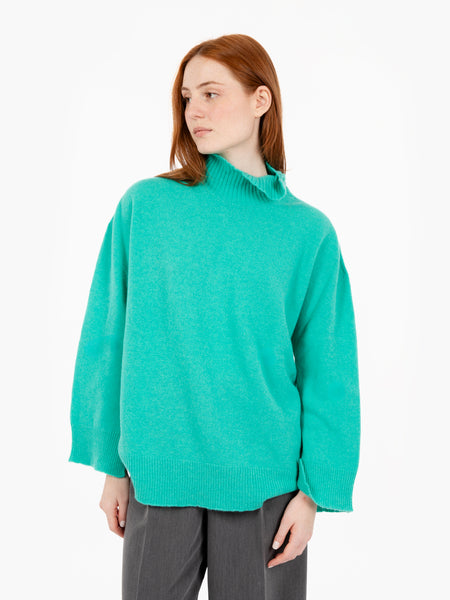 Maglione in lana a collo alto verde