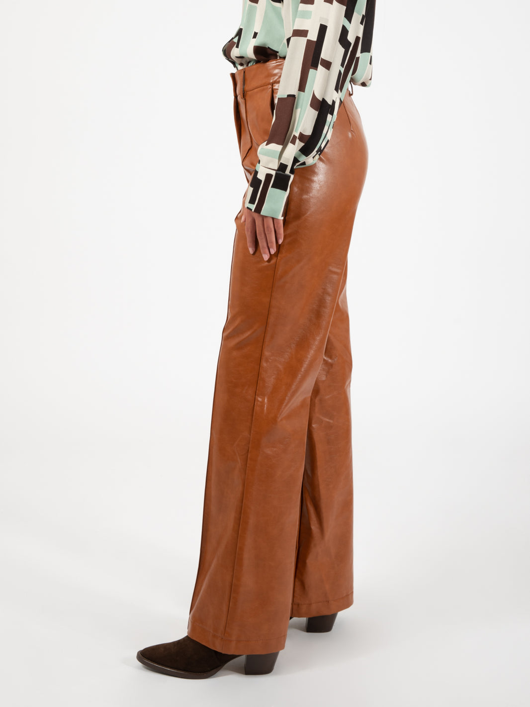 Pantaloni ecopelle caramello