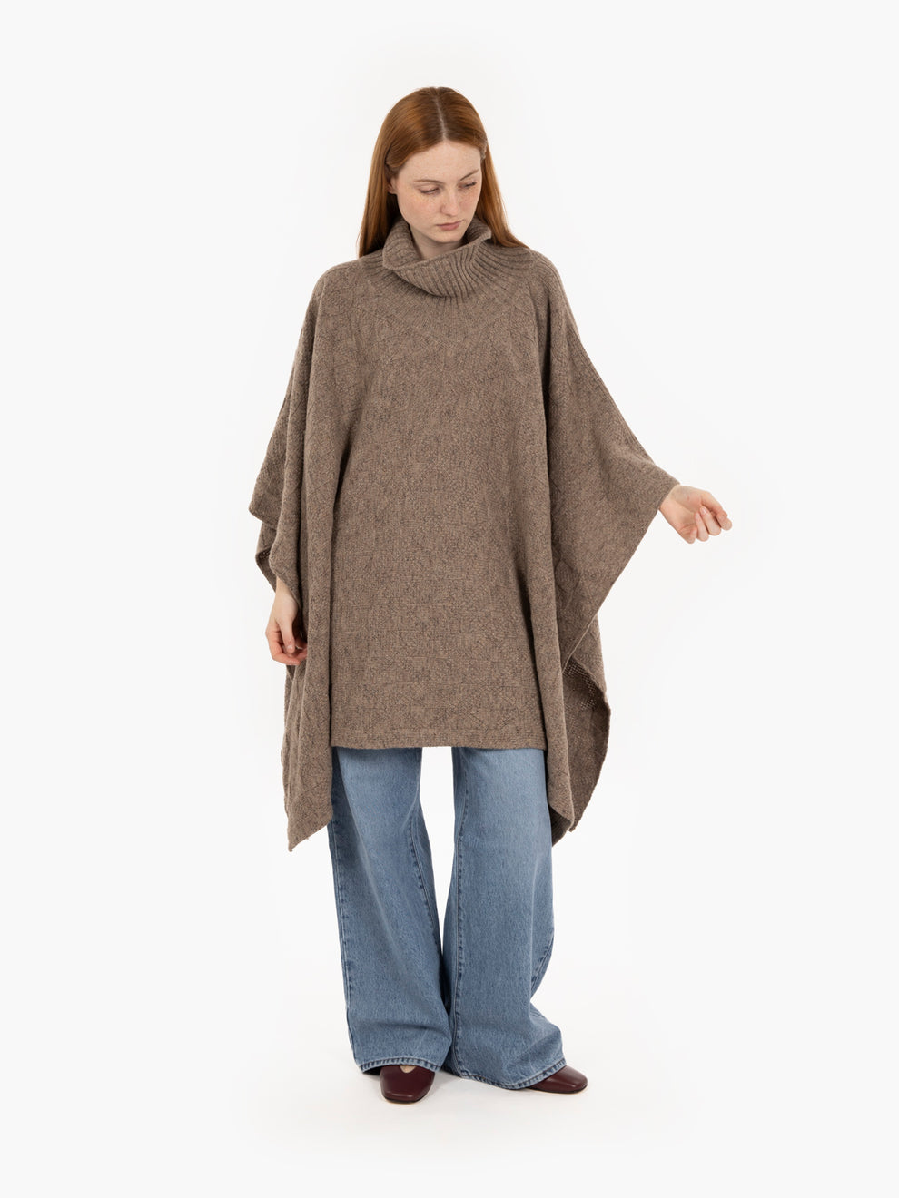 Hazelnut wool poncho