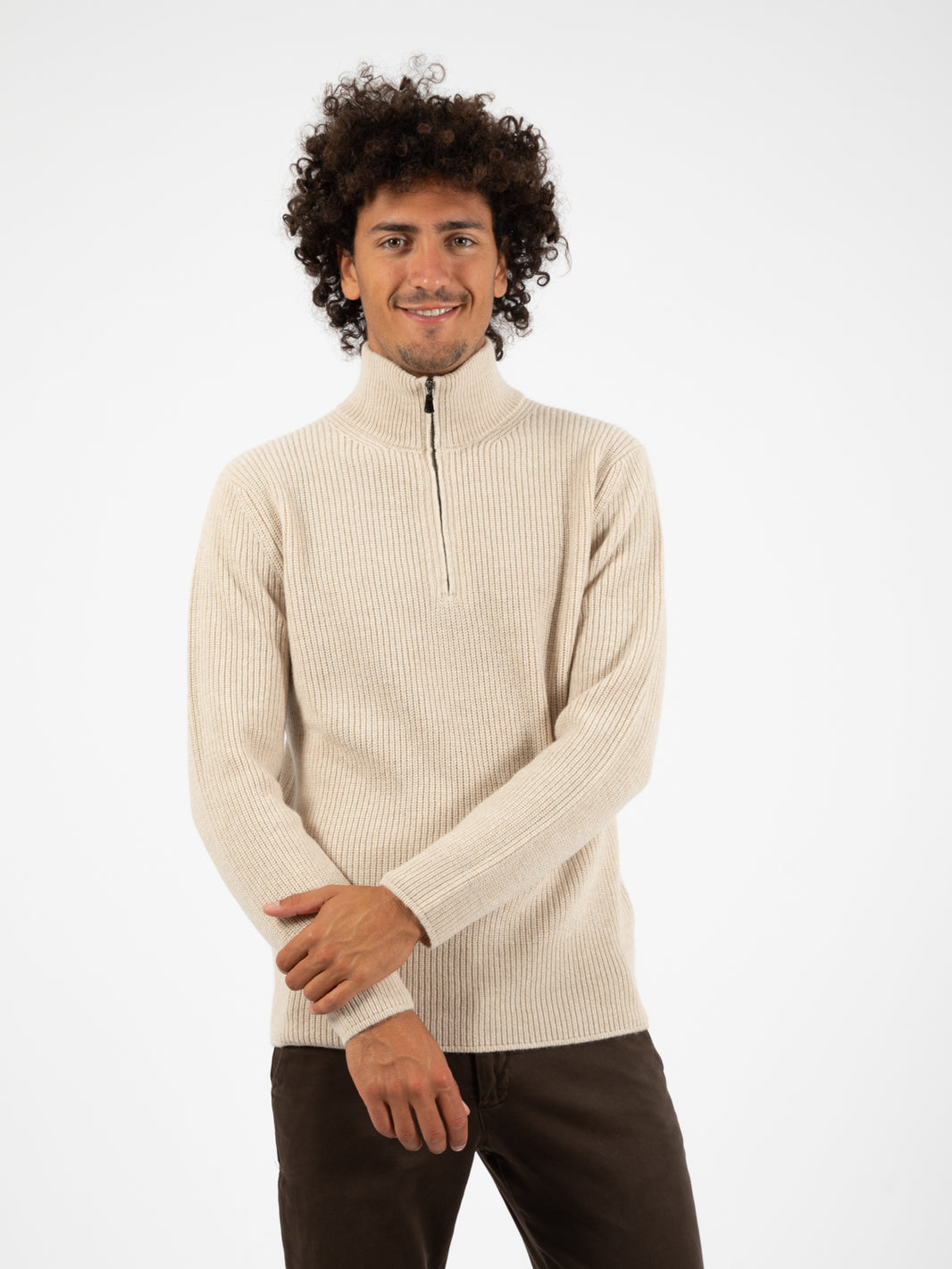 Maglione con collo alto e zip beige