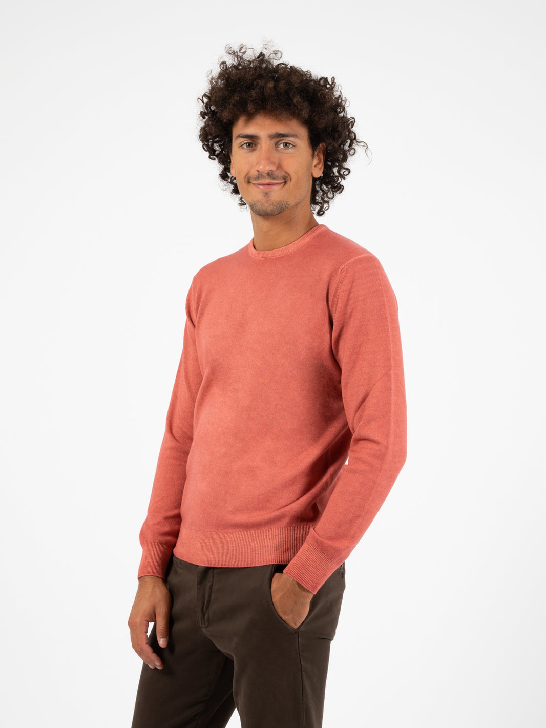 Maglione girocollo in lana e seta corallo