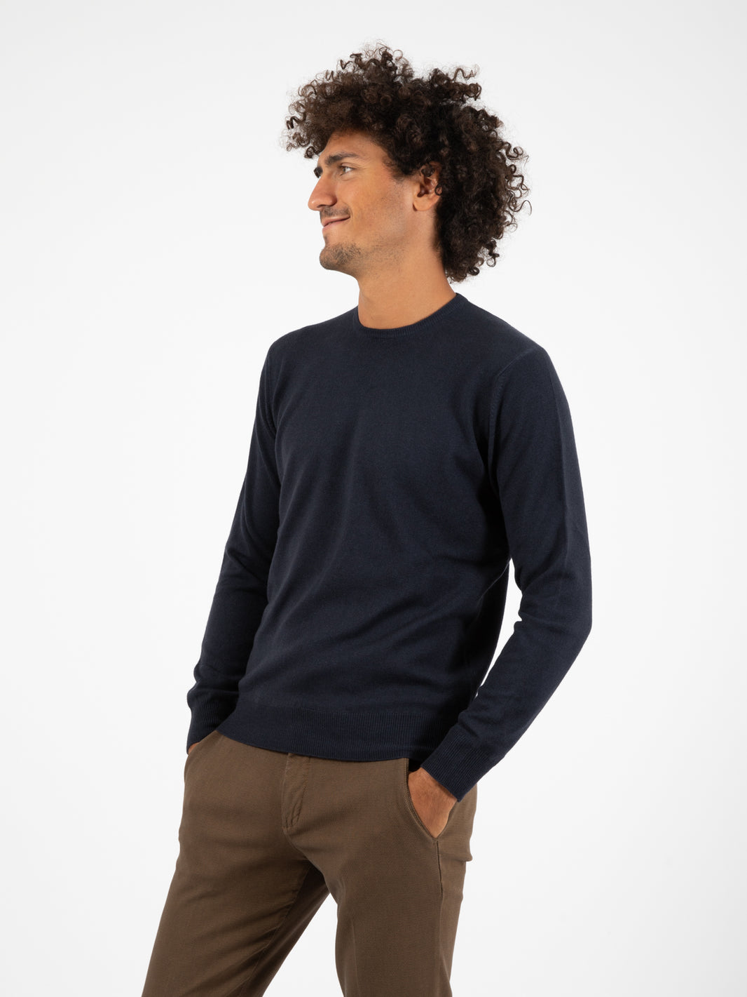 Maglione girocollo in lana e seta navy / notte / oltremare