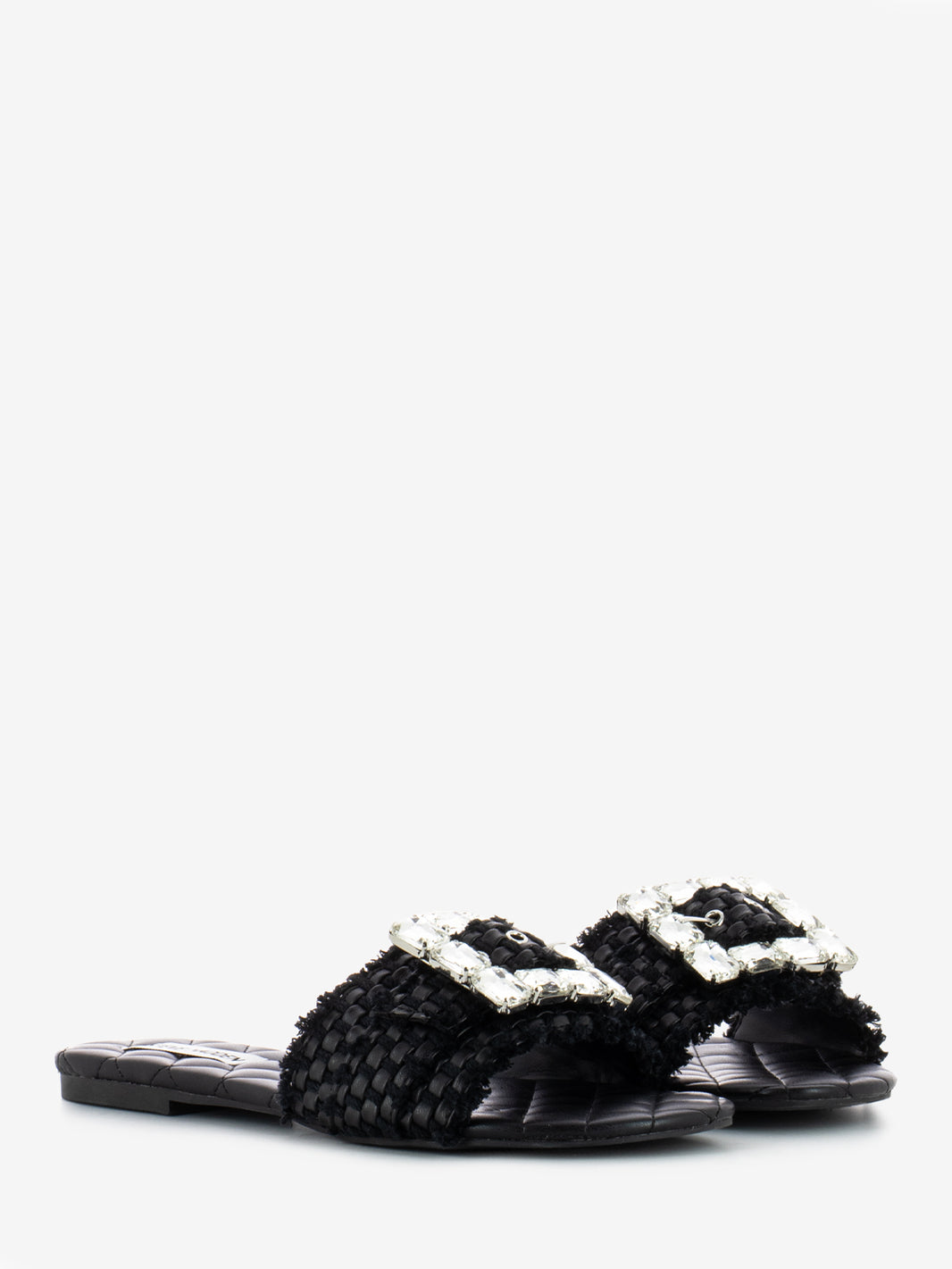 Getaway black slipper