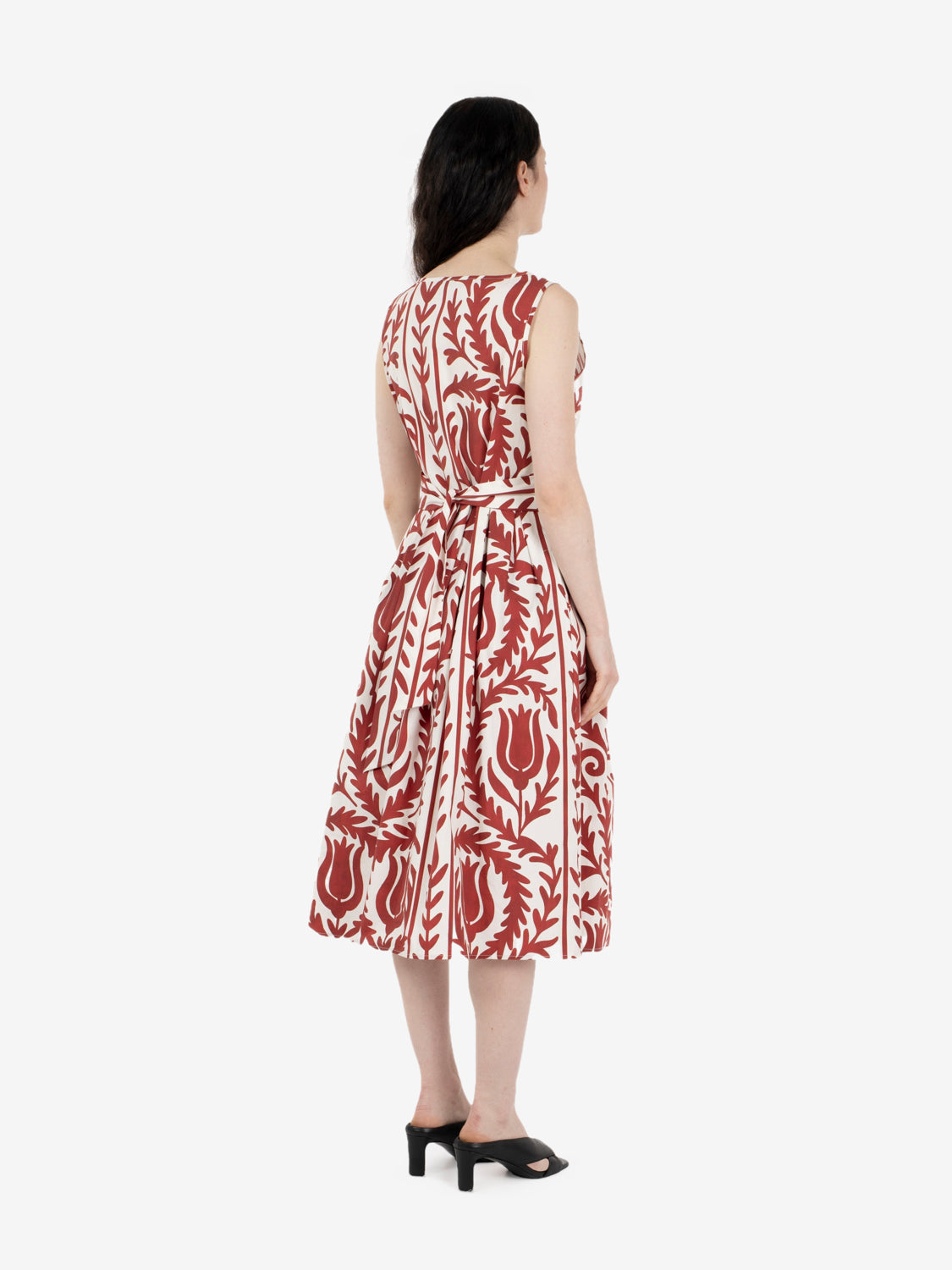 White / red patterned midi dress