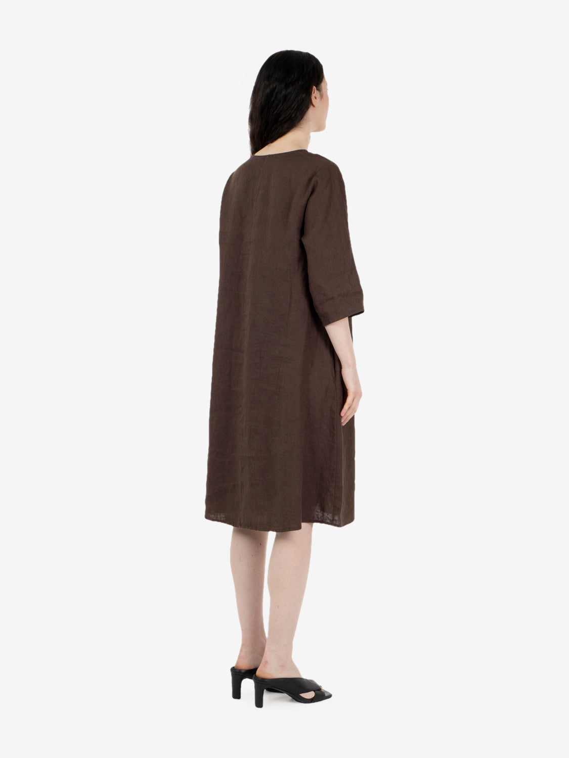 Midi dress in dark brown linen