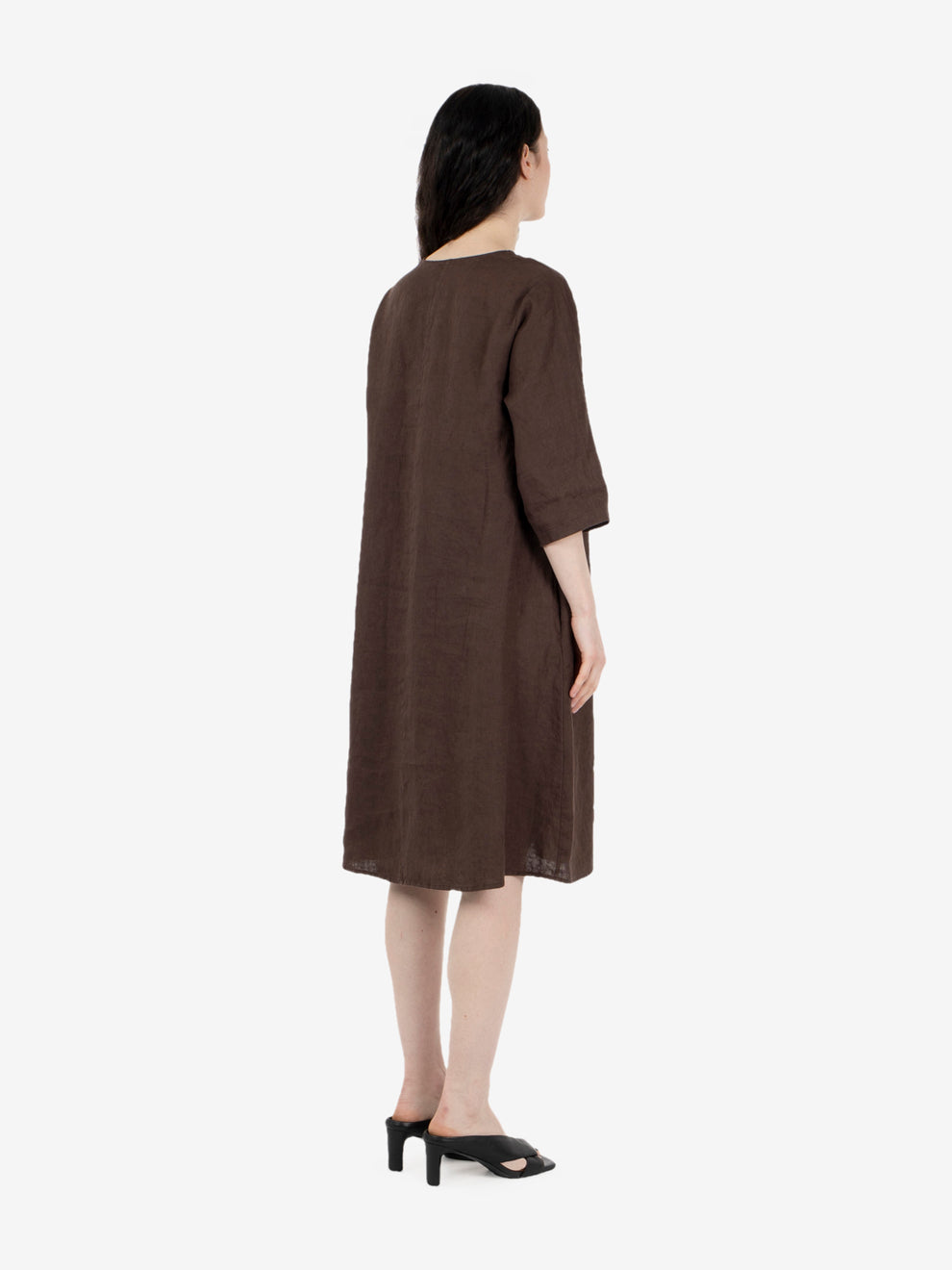 Midi dress in dark brown linen