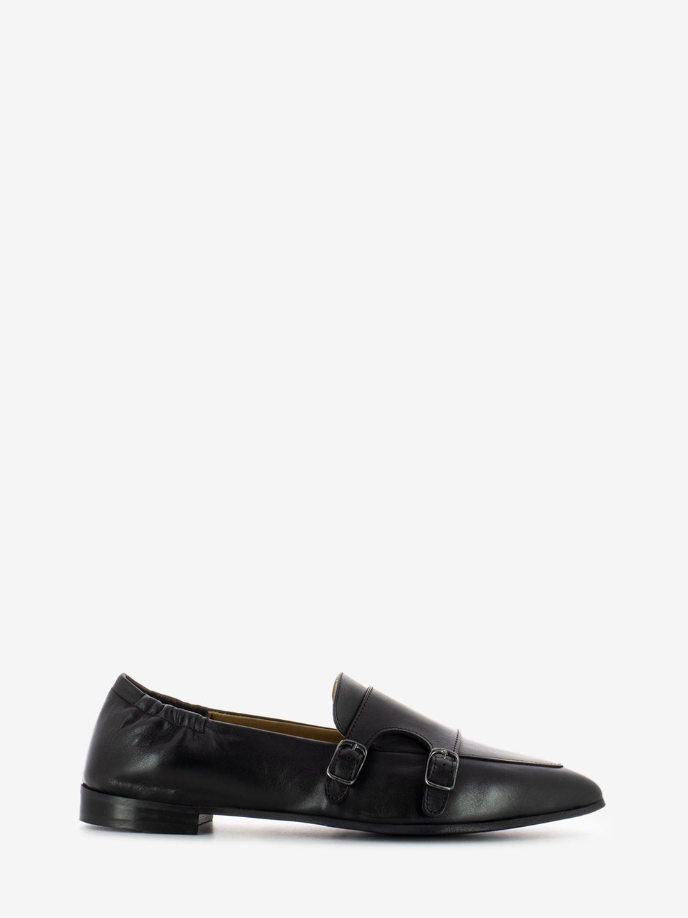 Pointed ballerina with black back band