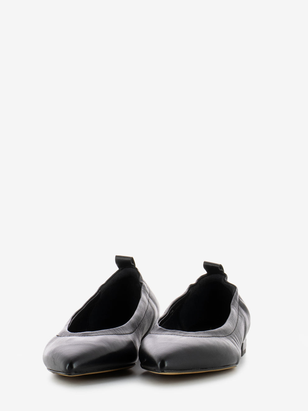 Black Pointed Ballerina