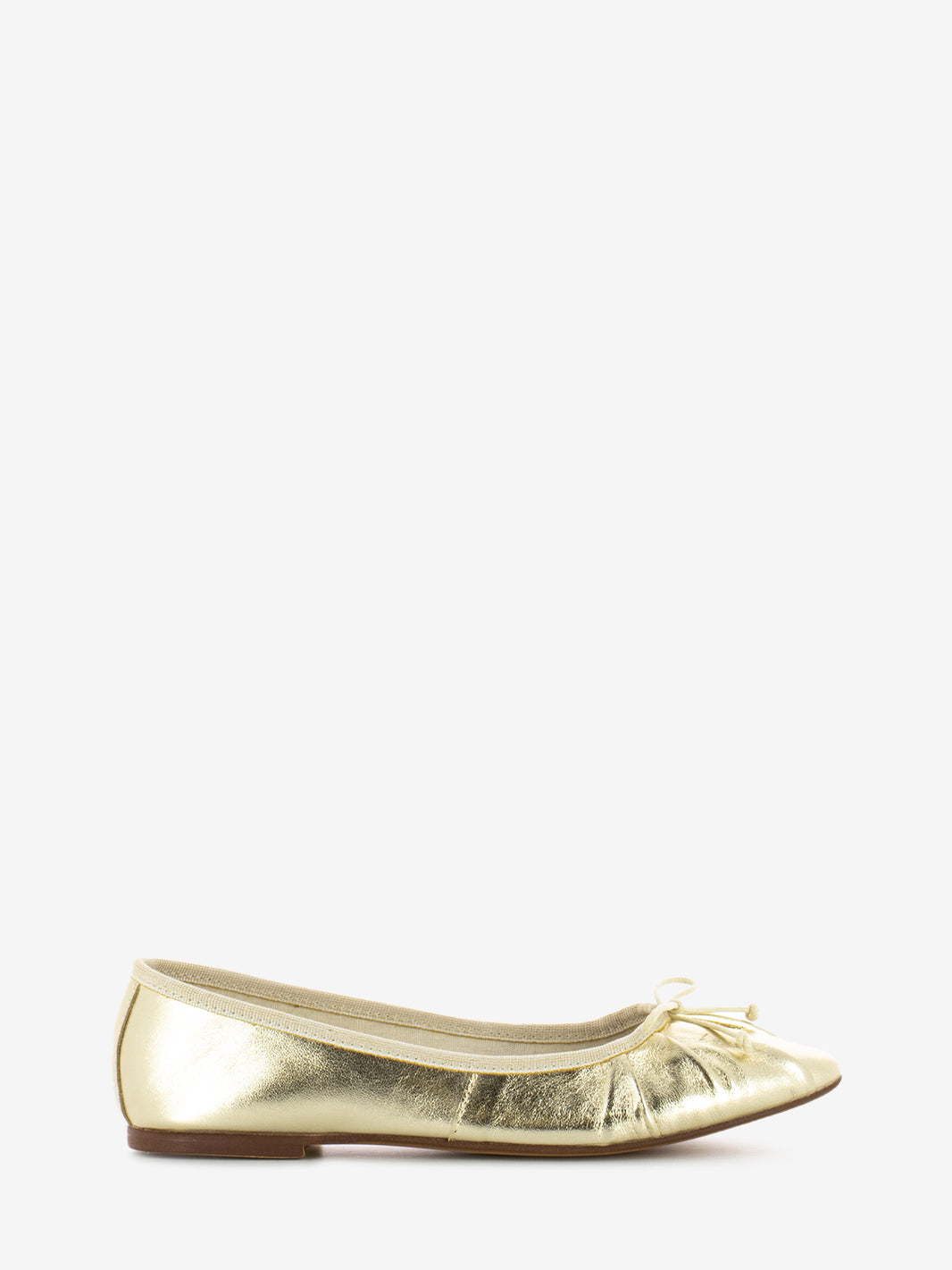 Platinum laminated leather ballerina