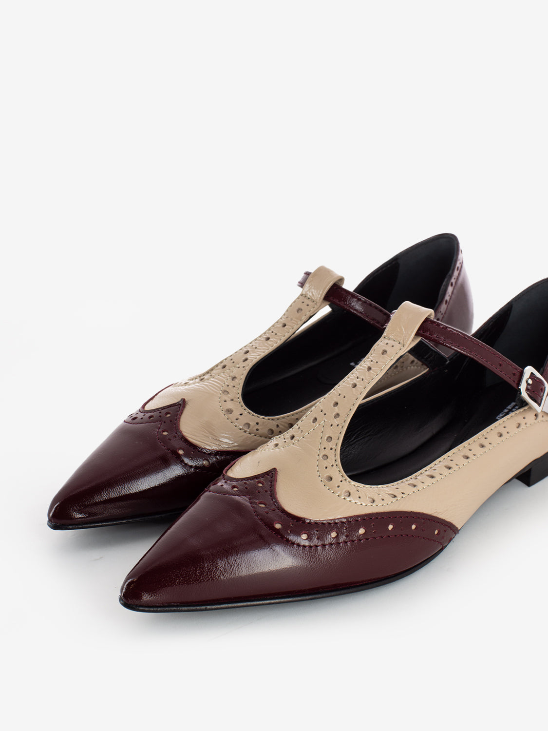Sand/burgundy English point ballerina