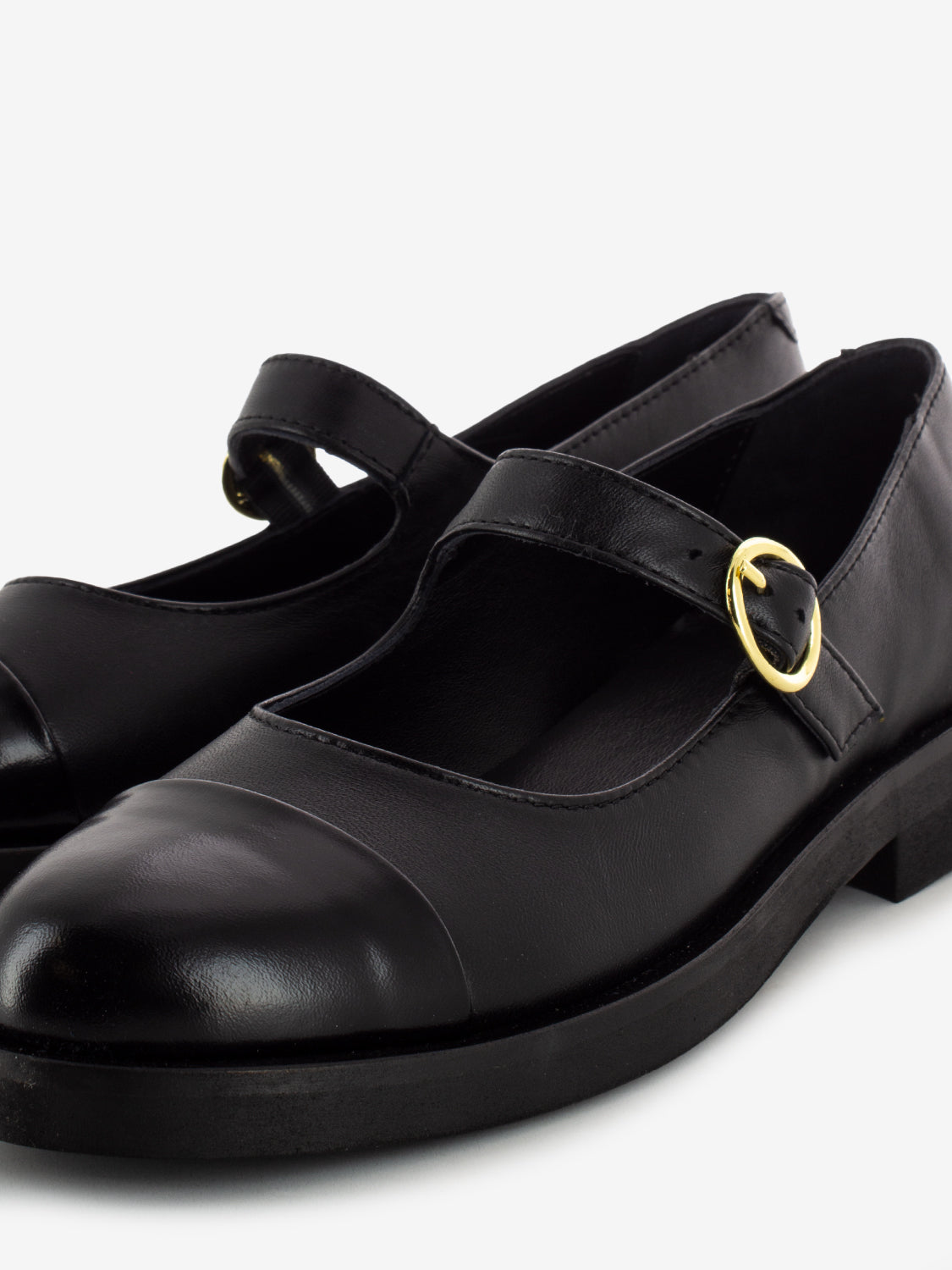 Black baby ballerinas with strap