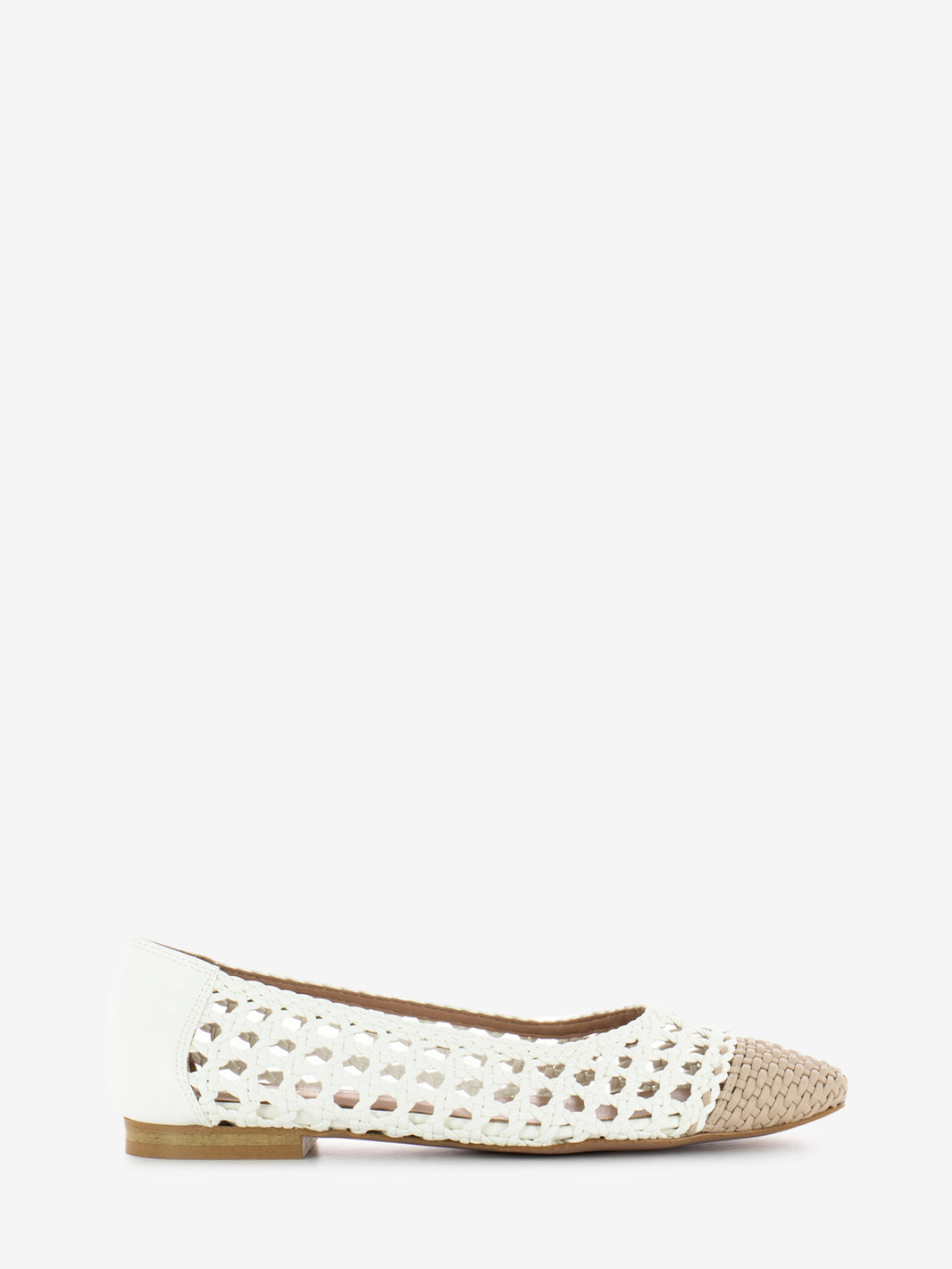 White/beige braided ballerinas