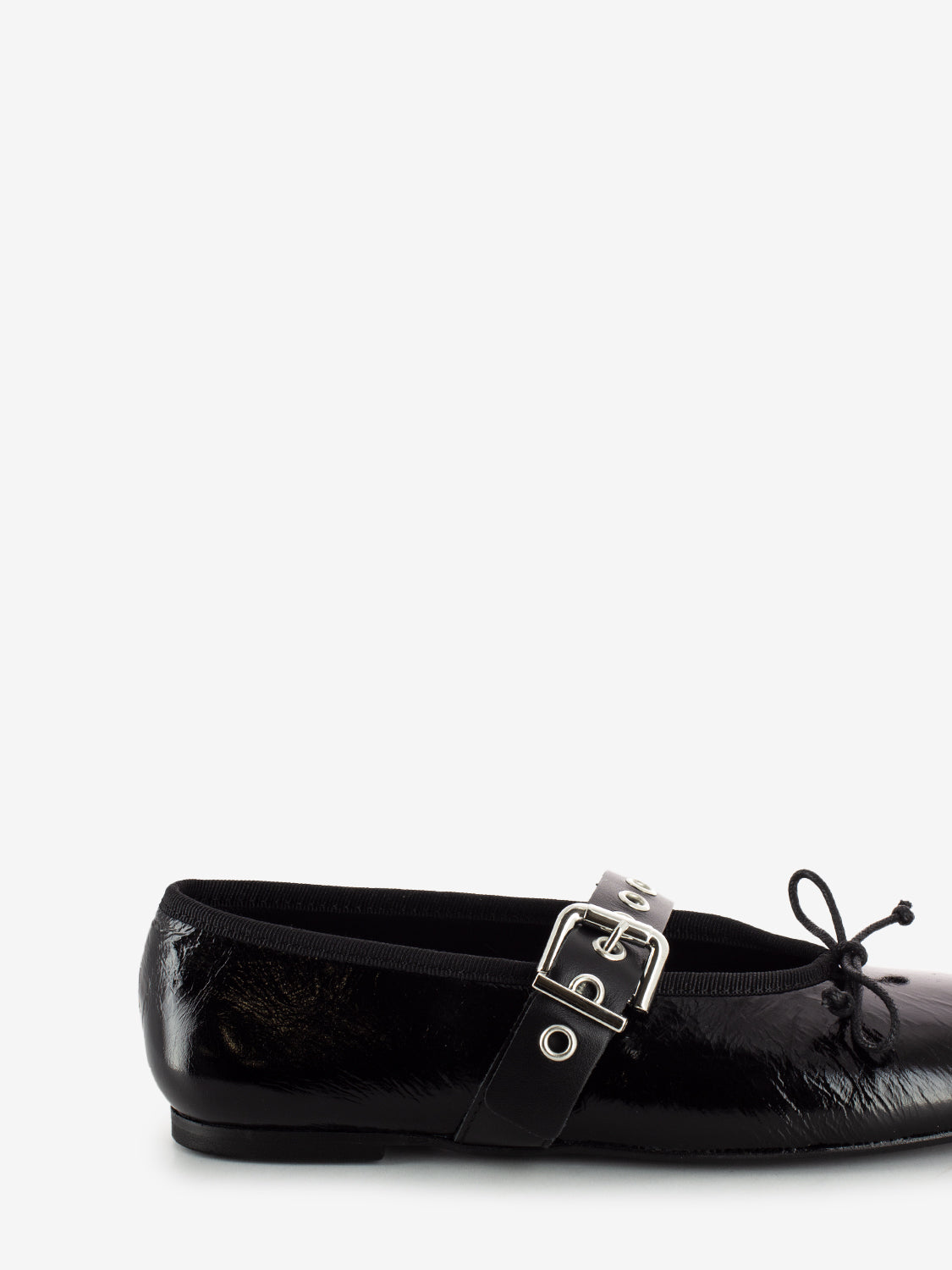 Black naplak ballerinas