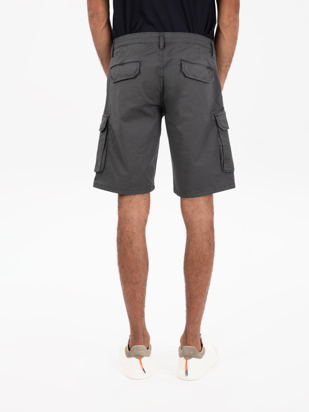 Anthracite cargo bermuda