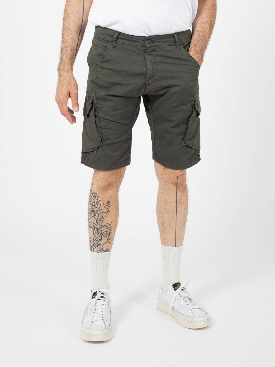 New green Culebra cargo Bermuda shorts