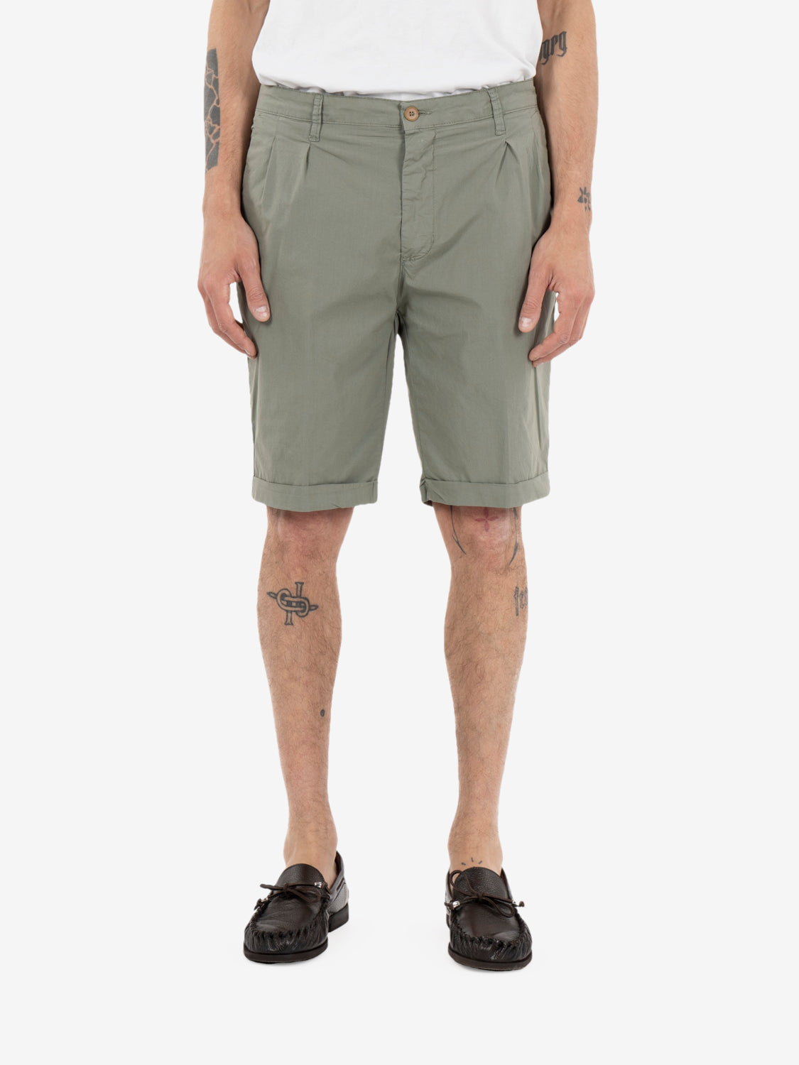 Sage Marte Bermuda shorts with pleats