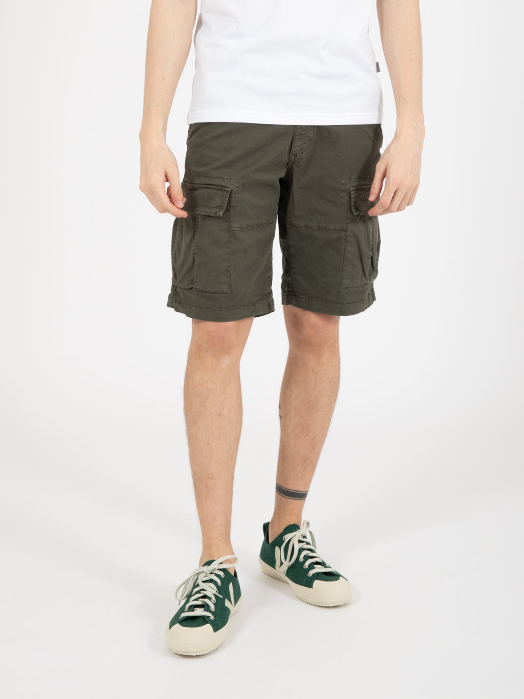 Bermuda DSQ cargo military
