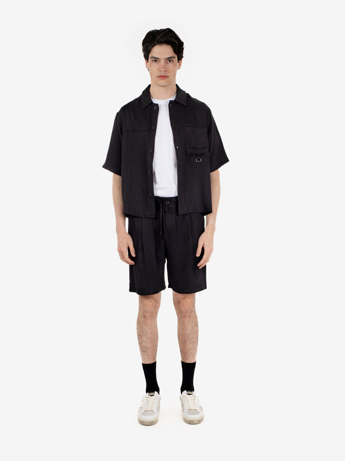 Black linen-look Bermuda shorts