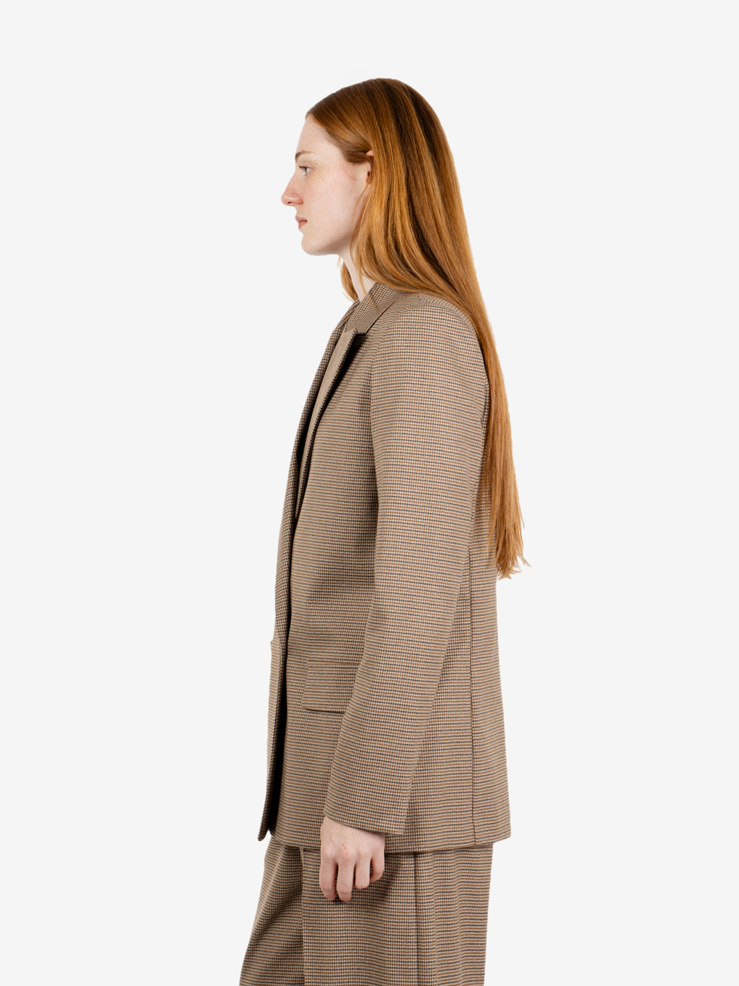 Beige/dark brown houndstooth blazer