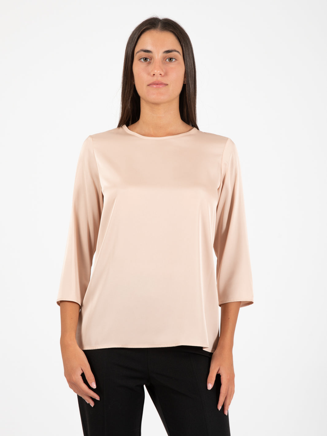 Blusa girocollo raso cipria