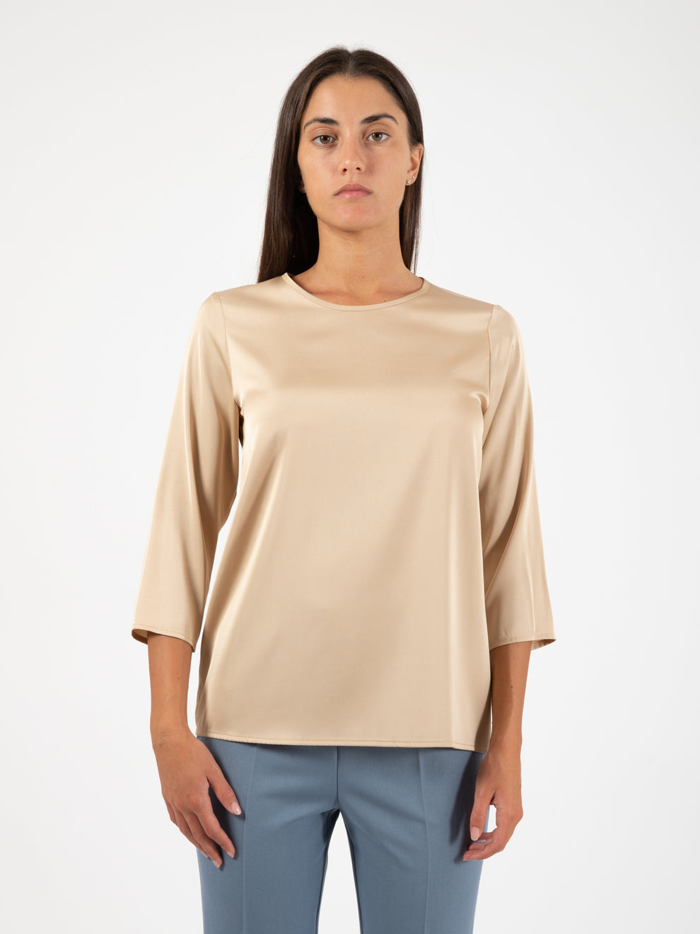 Blusa girocollo raso nocciola