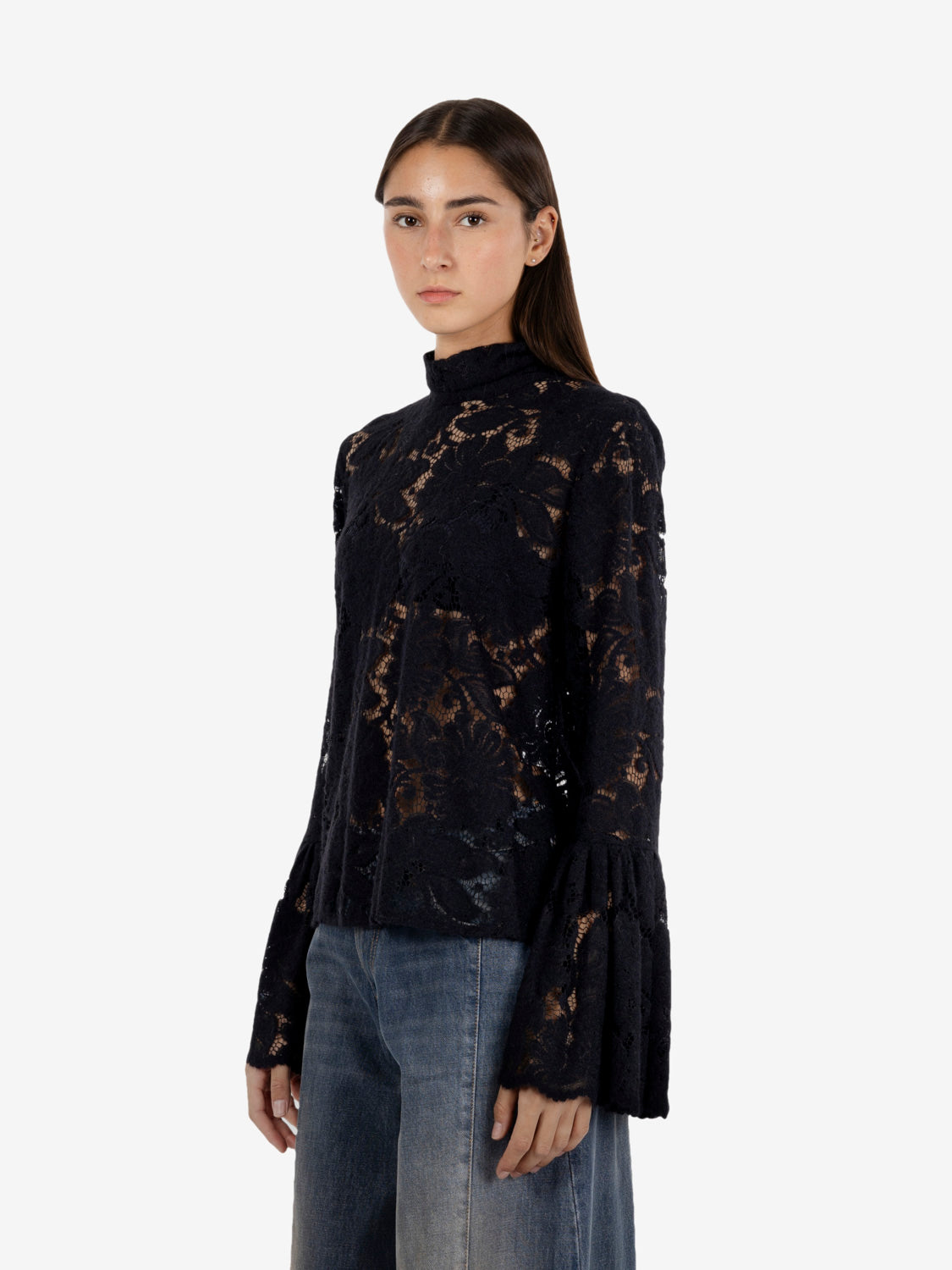 Blusa in pizzo con fusciacca nero