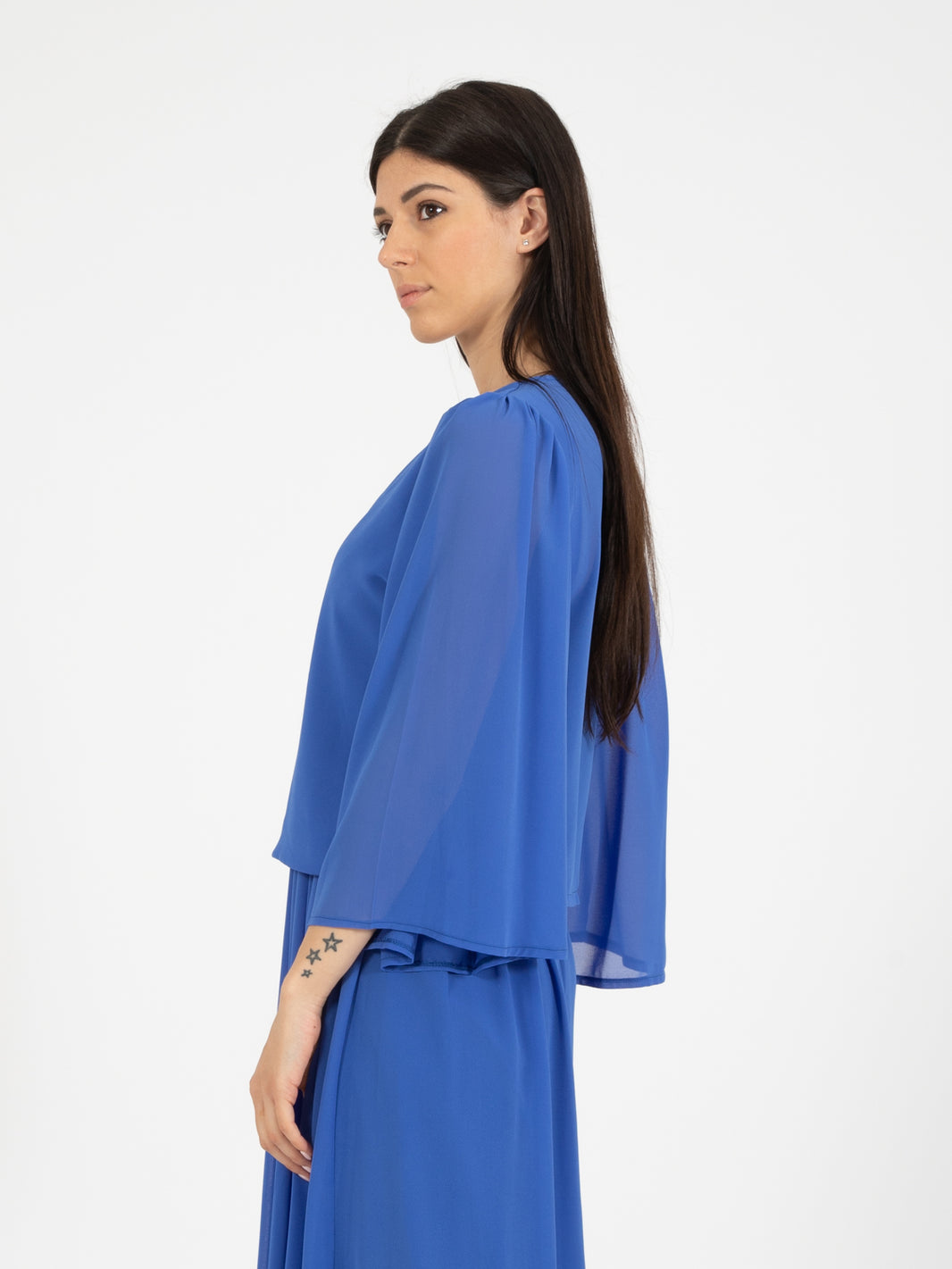 Camicetta coprispalle bluette con bottone strass