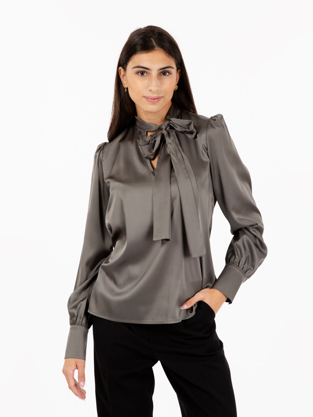 Camicia con fiocco piombo