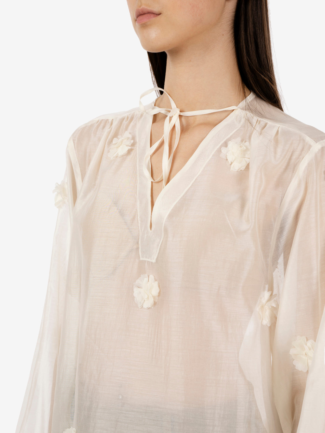 Camicia con fiori applicati burro