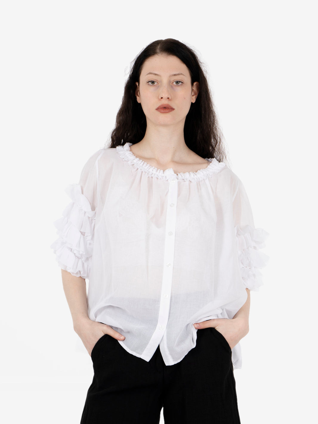 White ruffled sleeve shirt