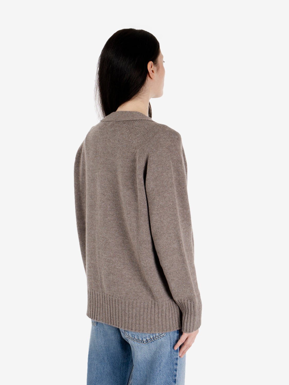 Cardigan over in lana visone