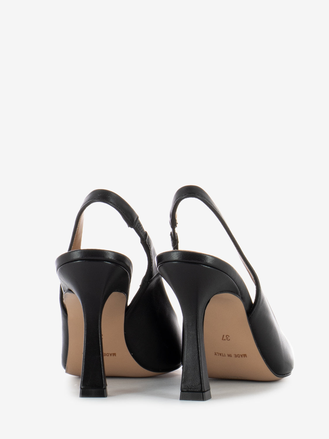 Chanel T.90 in black nappa