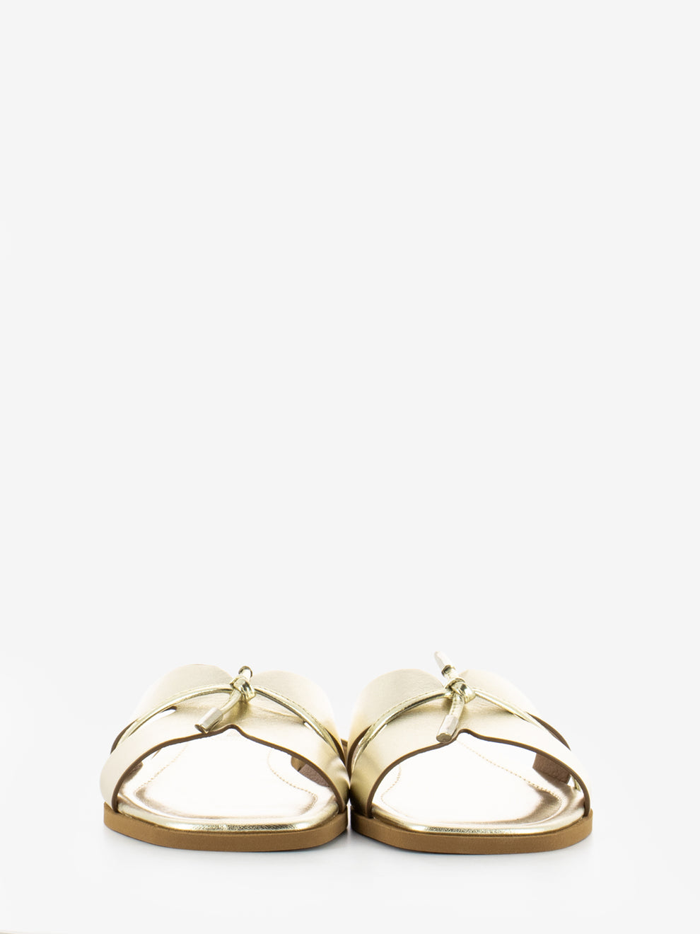 Platinum laminated leather slipper