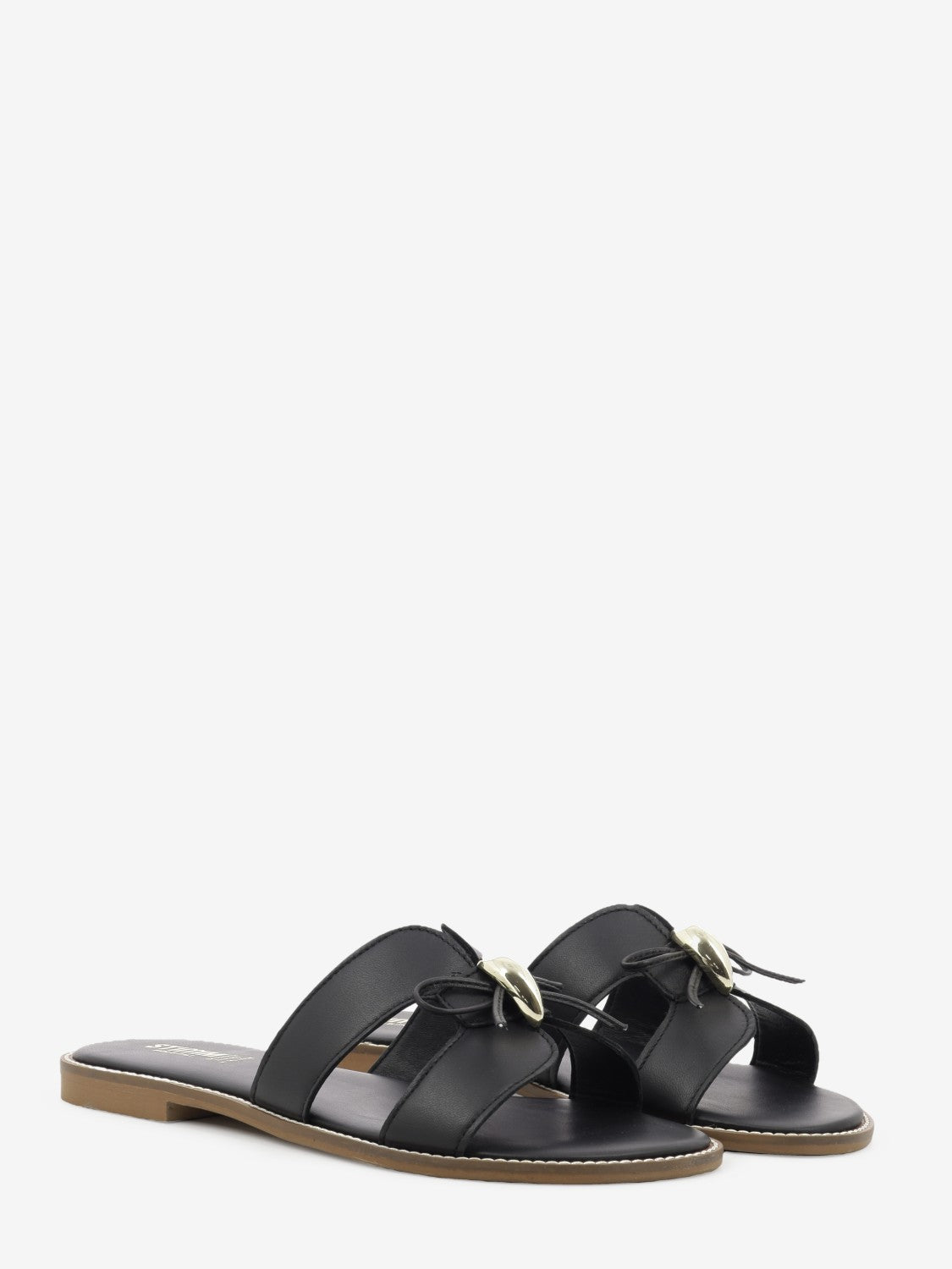 Ciabatta in suede con accessorio nero
