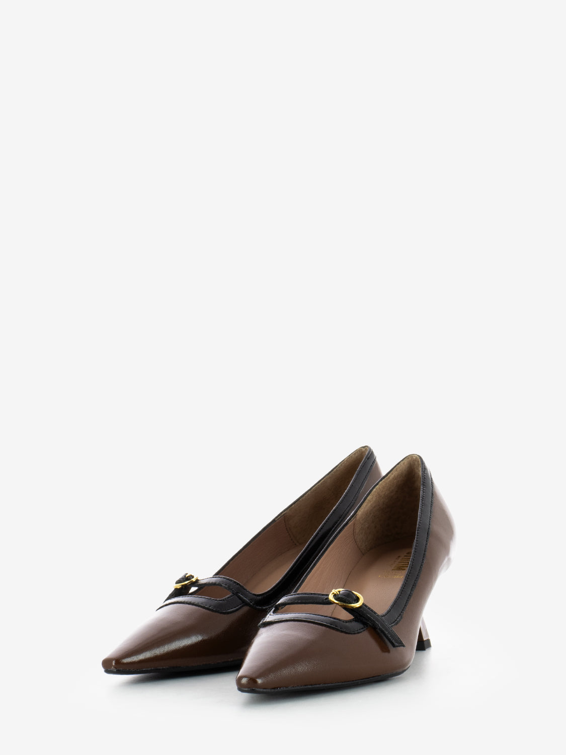 Low décolleté in brown leather