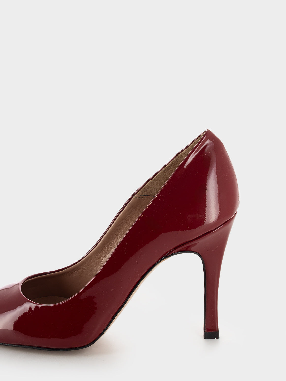 Ruby patent leather décolleté